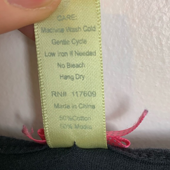 DownEast Black Short Sleeve Shirt With Ruffle Front and Cinched Waist - Picture 4 of 5